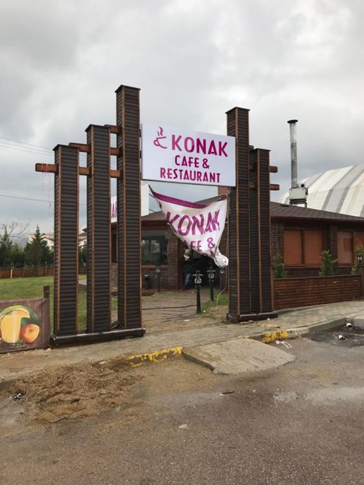 Konak Cafe & Restaurant Projesi Cafe Giriş Kapısı