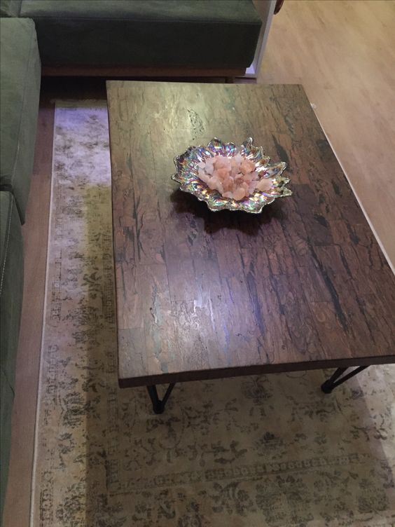 ART3048 Tel Ayaklı Ceviz Sehpa